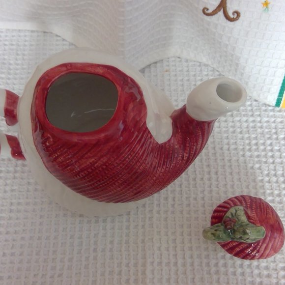 Vintage Santa Teapot - Picture 3 of 5